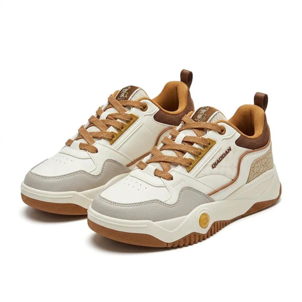 053261526 Erkek Spor Ayakkabı Ivory Chestnut Brown - 41